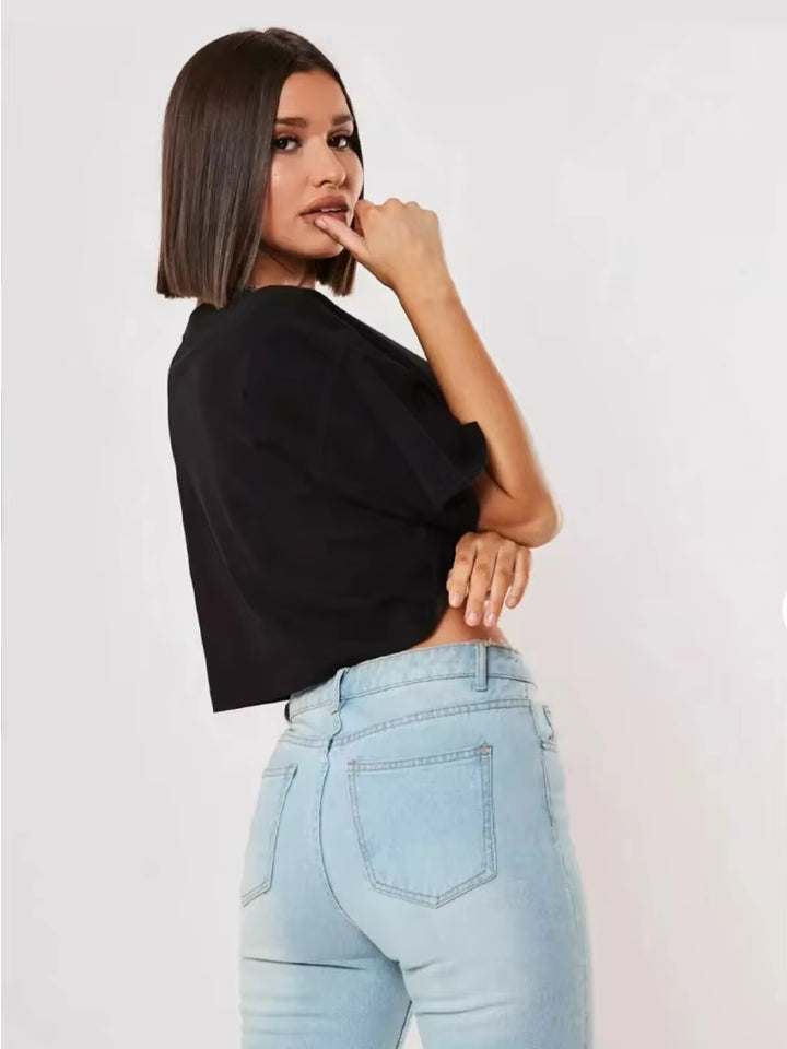 ⭐Populaire : T-SHIRT NOIR CROP TOP
