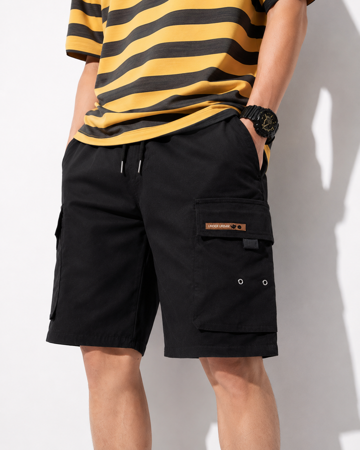 Short cargo noir détails casual zoom