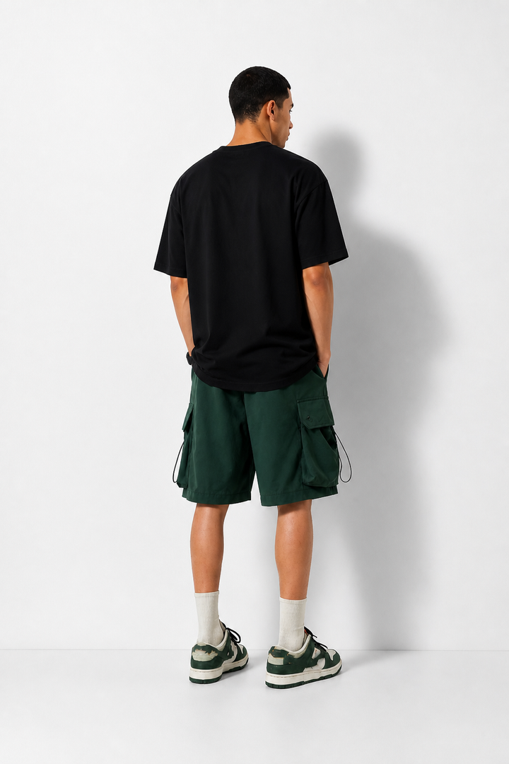 Short cargo skateur vert de dos