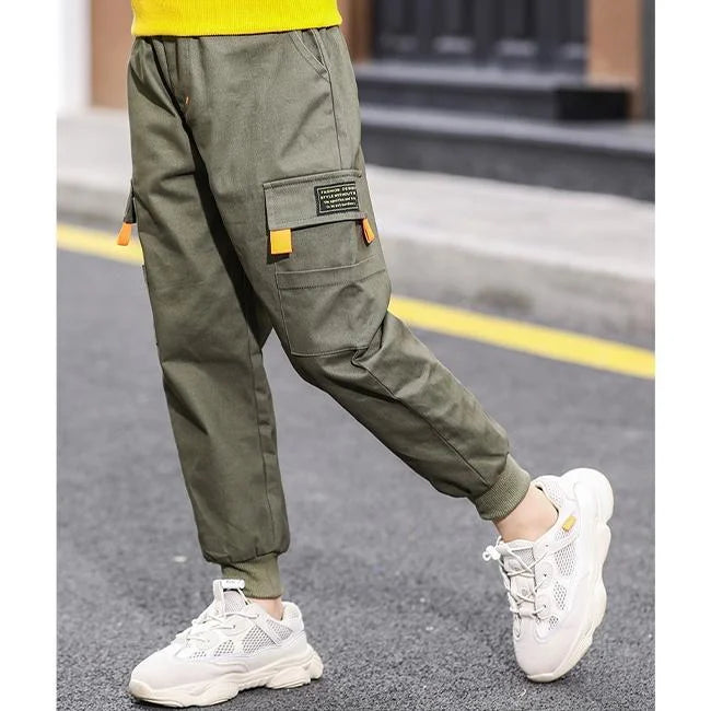 pantalon cargo garçon kaki de face