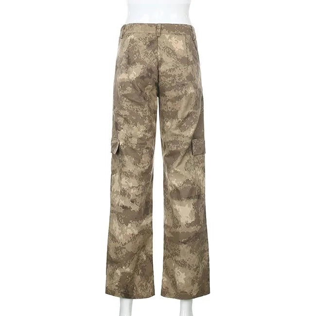 pantalon cargo large militaire de dos
