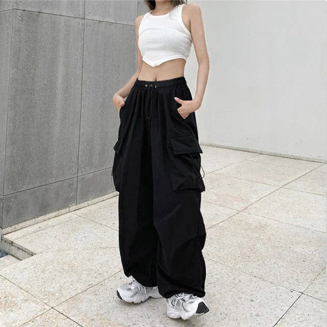 Cargo pour femme sale